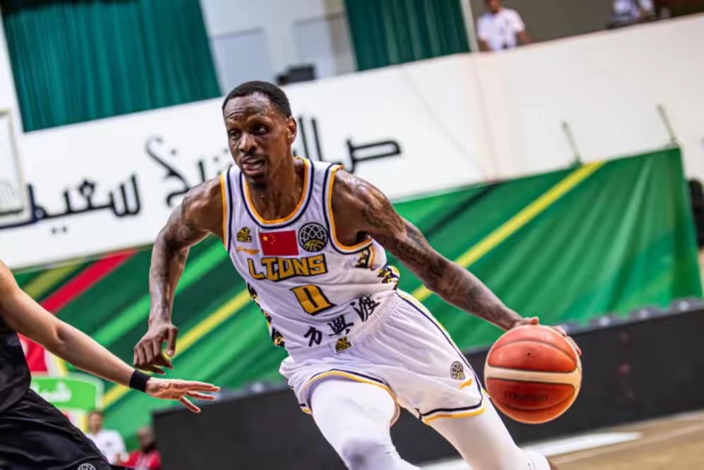 风云突变！广厦男篮冲刺阶段单刀错失，德甲版图或变，管理层满意，身体对抗强度拉满